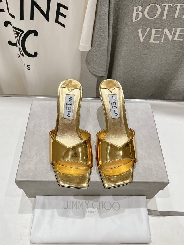 高版本出厂 Jimmy Choo*｜Jc 吉米周2024Ss夏季新款简约高跟拖鞋 原版套楦，完美的线条，简约大气上脚显气质粗跟舒适百搭，还能拉长双腿显高显瘦显腿